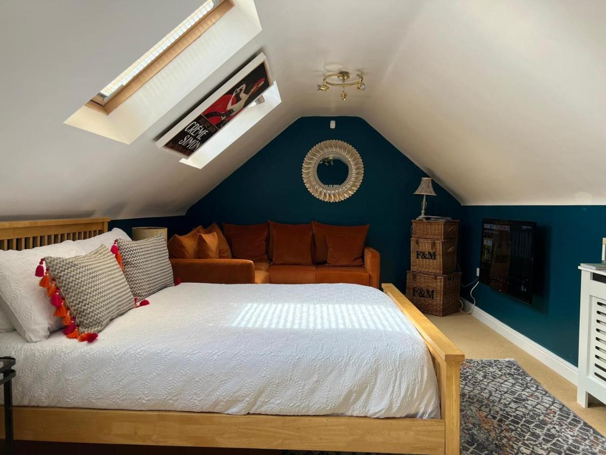 Boutique Shrewsbury Suites エクステリア 写真