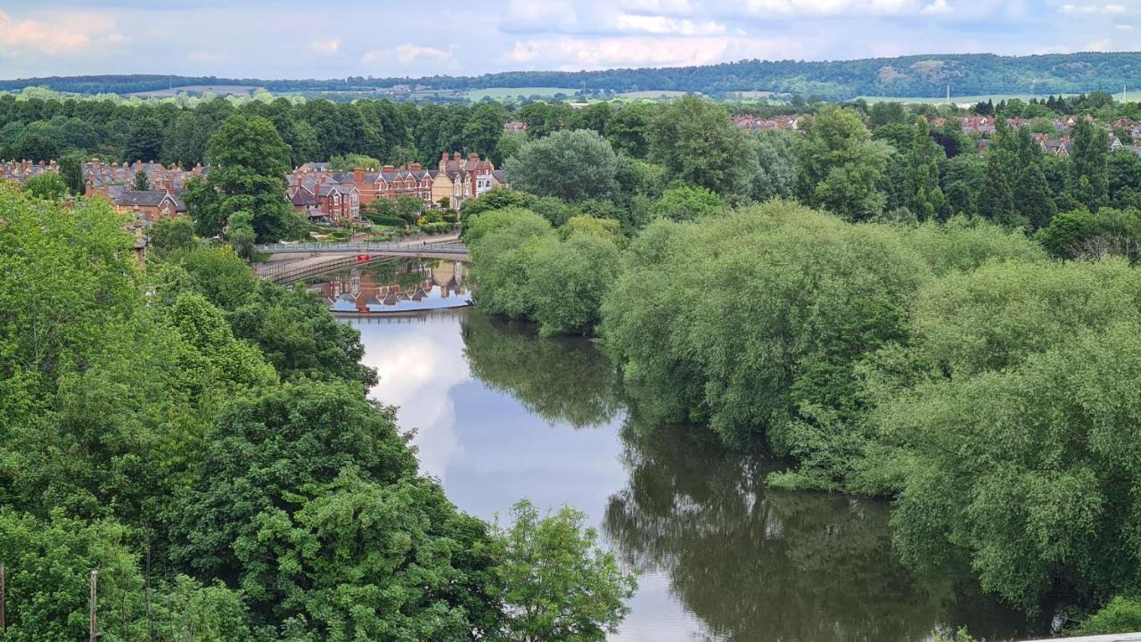 Boutique Shrewsbury Suites エクステリア 写真