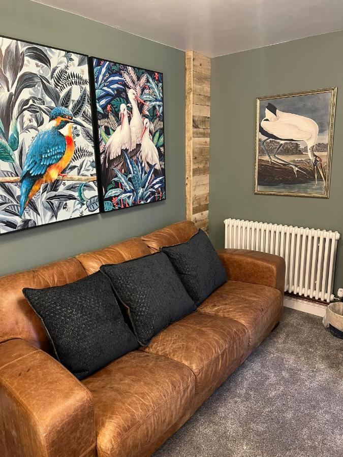 Boutique Shrewsbury Suites エクステリア 写真