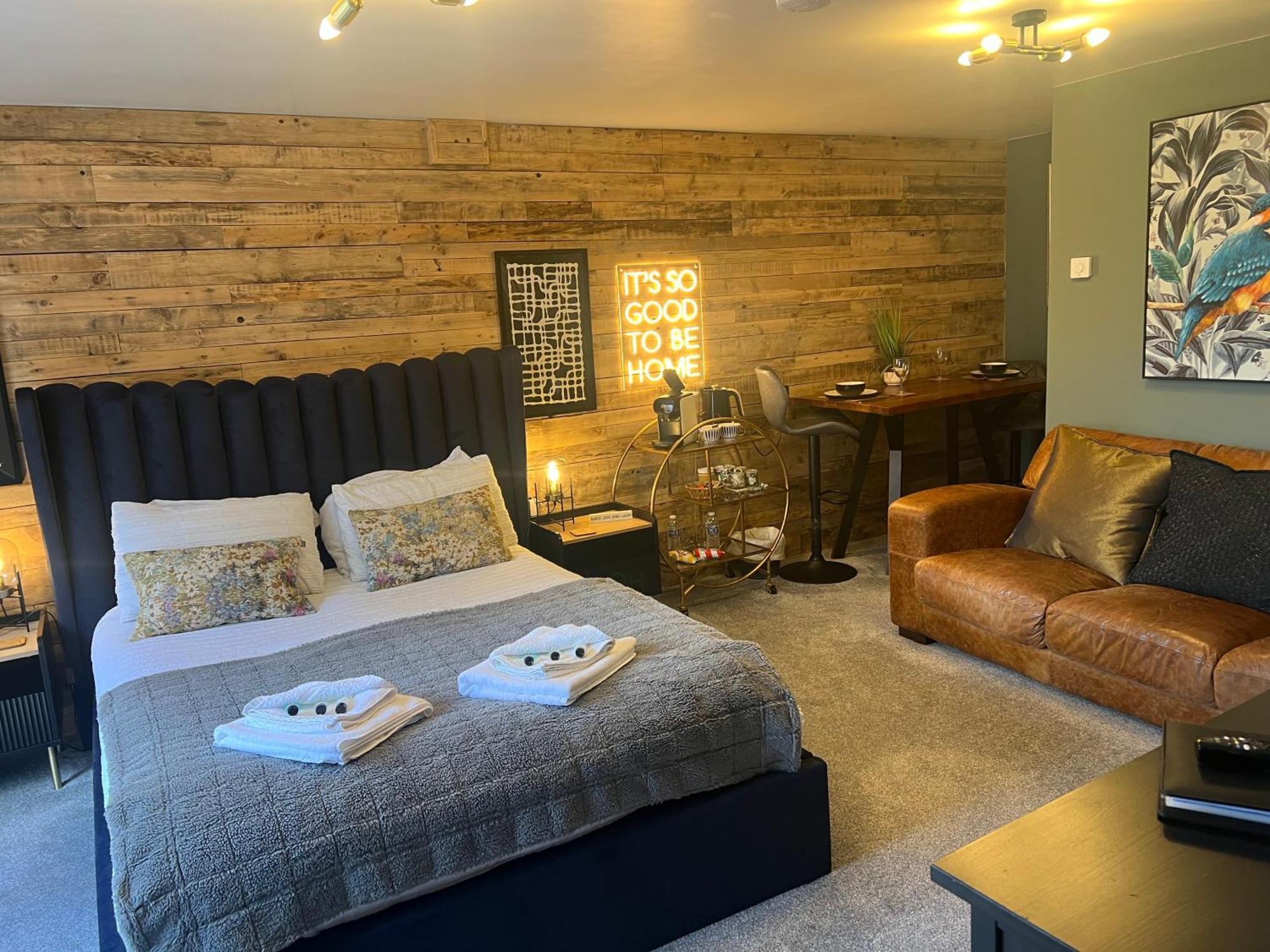Boutique Shrewsbury Suites エクステリア 写真